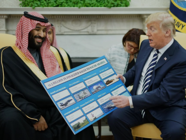 ترامب يعرض أسلحة على السعودية بنحو 100 مليار