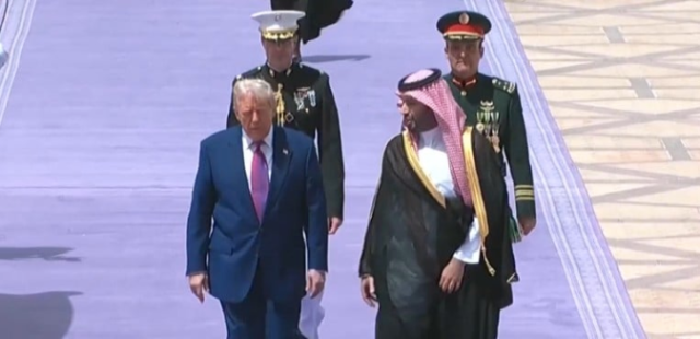 ولي العهد السعودي يستقبل الرئيس الأمريكي دونالد ترامب في الرياض