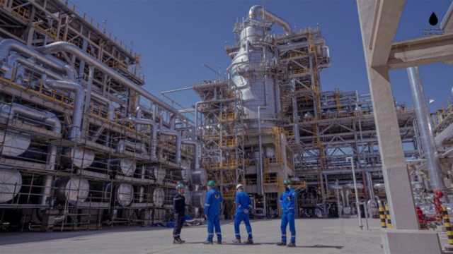 الشركة الهندية بمصفى كربلاء توقف التشغيل وتنظم تظاهرة