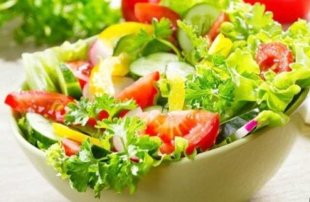 صحة دهوك تمنع الخس و اللهانة  في المطاعم بعد تسجيل 100 حالة تسمم