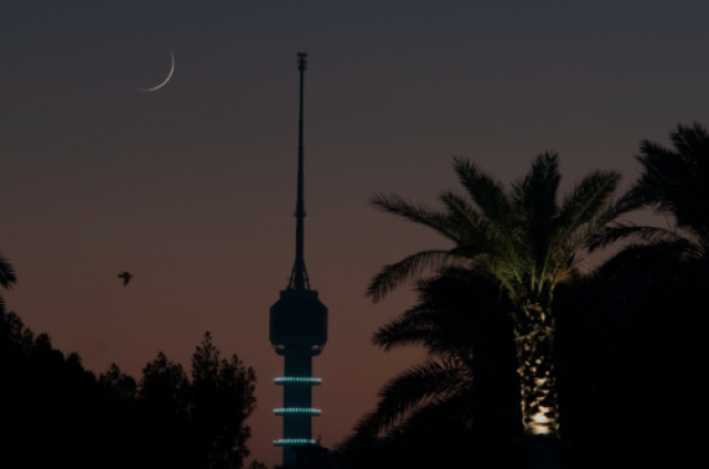 خلاف سني-سني يربك إعلان عيد الفطر في العراق