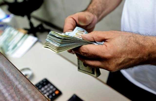ارتفاع جديد يطرأ على أسعار الدولار مقابل الدينار في بغداد وأربيل