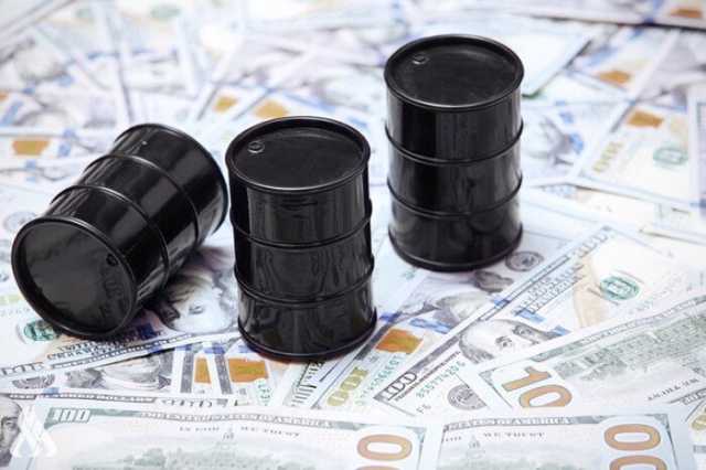 أسعار النفط تقفز في أسبوع وسط ازدياد التصعيد بحرب أوكرانيا