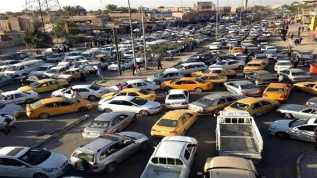السيارات تتكدس والغضب يتزايد: أزمة المرور في بغداد تزداد تعقيدا