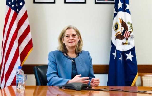 السفيرة الامريكية: الولايات المتحدة ملتزمة بالتنسيق الوثيق مع الحكومة العراقية
