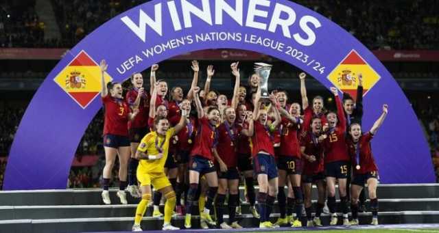 إسبانيا تفوز بدوري أمم أوروبا للسيدات بعد 6 أشهر من كأس العالم و”القبلة الشهيرة”