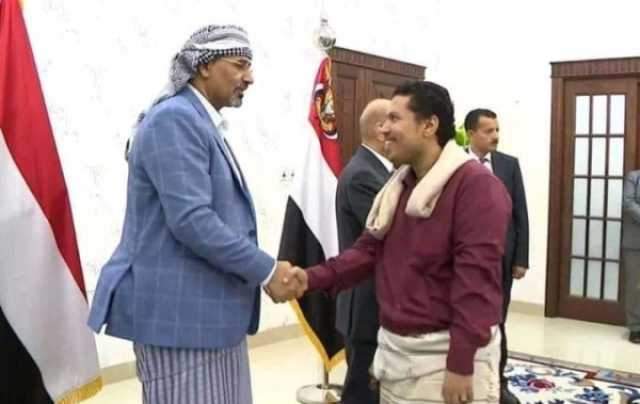 'العفو الدولية' تدعو عيدروس الزبيدي إلى الغاء التهم والحكم الصادر بحق الصحفي أحمد ماهر