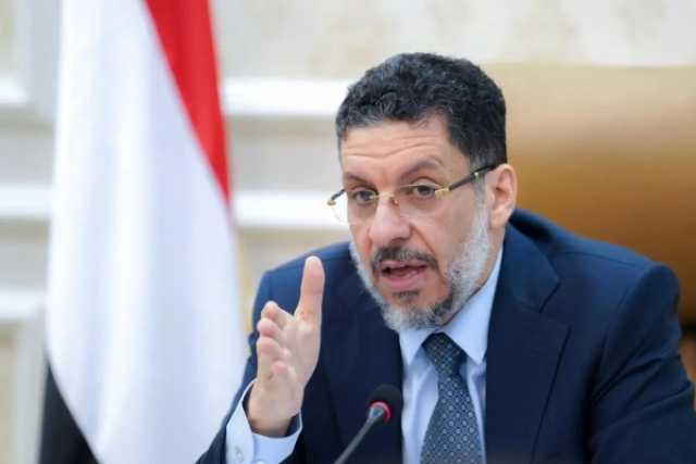 استقالة رئيس الوزراء اليمني 'بن مبارك'.. هل نهاية معركة الإصلاح أم بداية لفصل جديد من الفساد؟ (تقرير)
