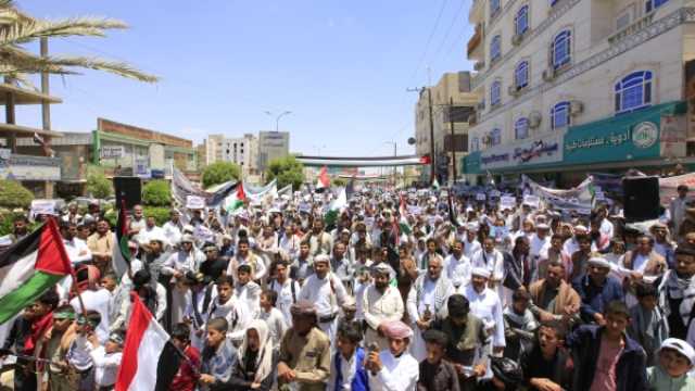 مظاهرة في مأرب تنديدا بجرائم الاحتلال وللمطالبة بوقف العدوان على غزة