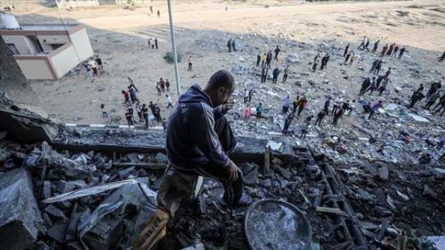 بريطانيا وفرنسا وكندا تدعو إسرائيل لوقف هجماتها على غزة 'فورا'