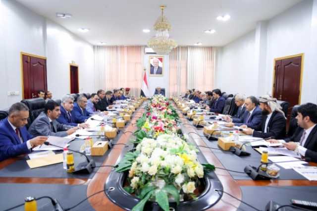 الحكومة تقر عقد جلستين لمناقشة تدهور العملة الوطنية وانهيار الكهرباء