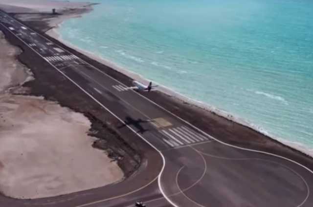 تدشين مطار المخا يُثير التساؤلات.. هل سيخدم اليمنيين أم جزء من تموضعات لوجستية مرتبطة بأجندات الإمارات المشبوهة؟