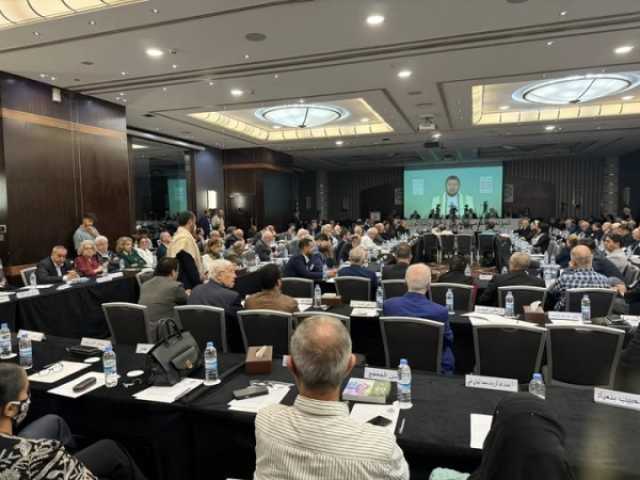 كلمة زعيم الحوثيين في جلسة 'المؤتمر القومي العربي' بحضور قيادات قومية وناصرية تُثير السخرية والتندر