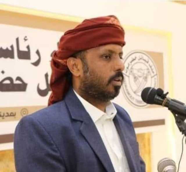 حلف قبائل حضرموت تطالب الرئاسي والحكومة بإخراج مليشيا الانتقالي من المحافظة