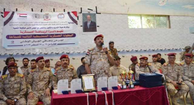 بن عزيز يجدد تأكيده أن قوات الجيش مستمرة لتحقيق هدفها بالقضاء على مشروع الحوثي