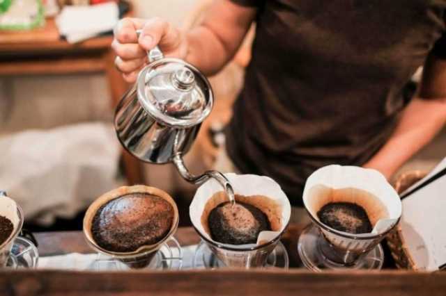 'القهوة اليمنية هي الأفضل'.. لماذا المقاهي اليمنية تجد نجاحًا في أمريكا؟ (ترجمة خاصة)