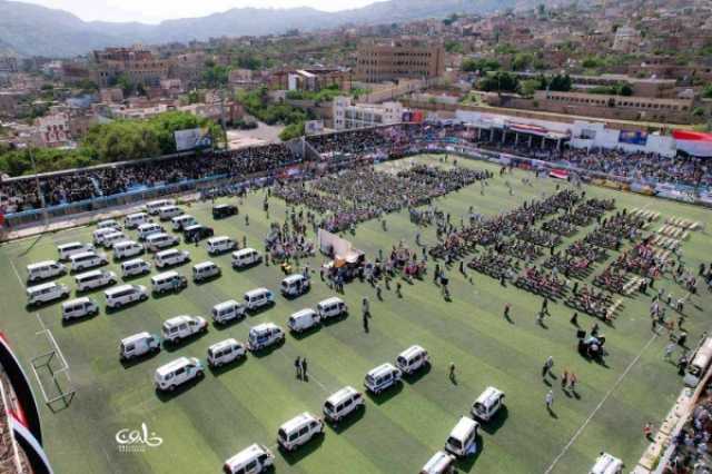 تعز.. فعالية احتفائية بتخريج 1300 طالب وطالبة من ذوي الشهداء والجرحى من معهد تدريبي