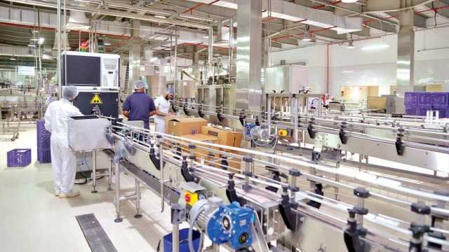 مؤشر أسعار المنتج في القطاع الصناعي بالدولة ينخفض 1.95 % في نوفمبر الماضي