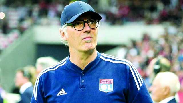 ليون يعلن رسمياً الانفصال عن مدربه بلان