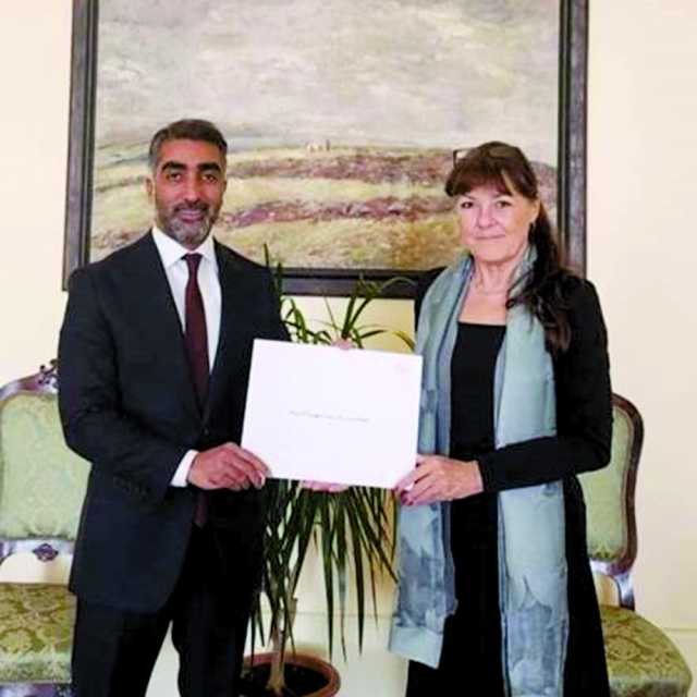الخارجية التشيكية تتسلم نسخة من اعتماد سفيرنا