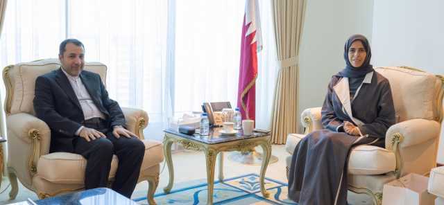 وزير الدولة للتعاون الدولي تجتمع مع السفير الإيراني