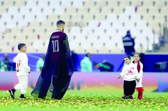آخرها «البشت».. 4 تشابهات بين الهيدوس وميسي