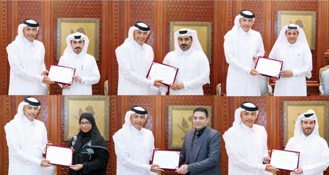 رئيس «الشورى» يُكرم الموظفين المتميزين