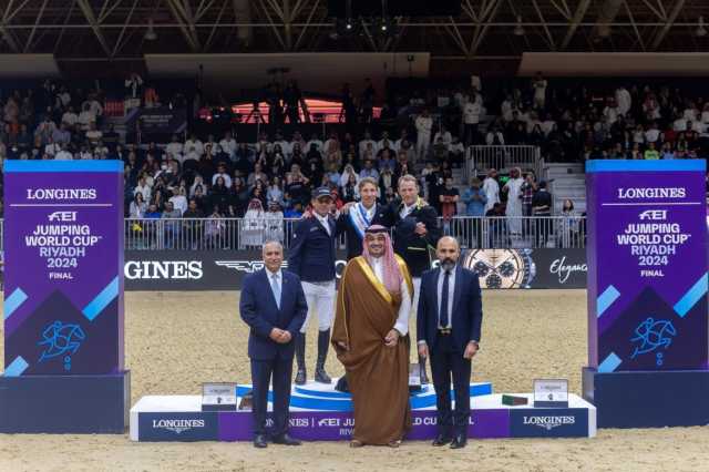 السويدي إيكيرمان بطلًا لكأس العالم 2024 لقفز الحواجز