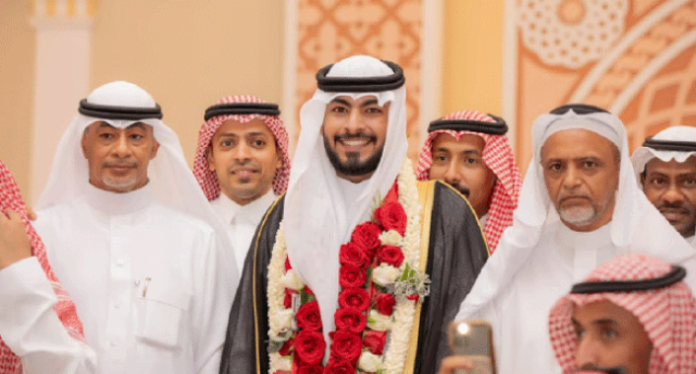 عبدالرؤوف يحتفي بليلة العمر