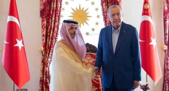 الرئيس التركي والأمير فيصل يبحثان تعزيز العلاقات والمستجدات