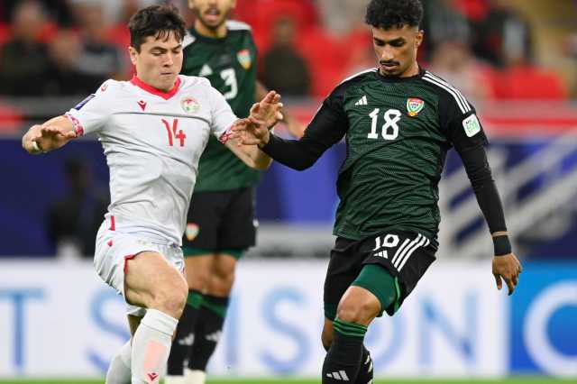 شاهد.. منتخب طاجيكستان يفاجئ منتخب الإمارات ويتأهل لربع نهائي كأس آسيا