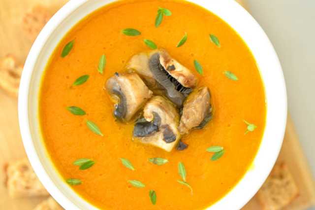 طريقة عمل شوربة الكاري بالكريمة