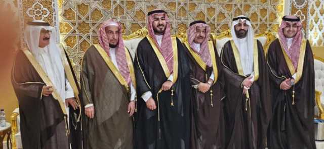آل السيف يزفون فيصل للقفص الذهبي