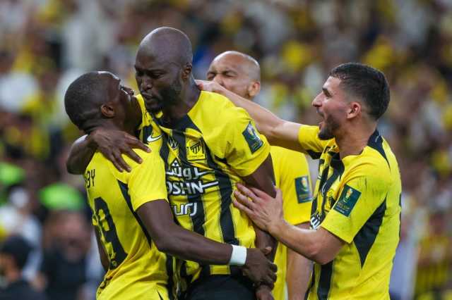 شاهد| الاتحاد يقلب الطاولة على الشباب ويتأهل لنهائي أغلى الكؤوس
