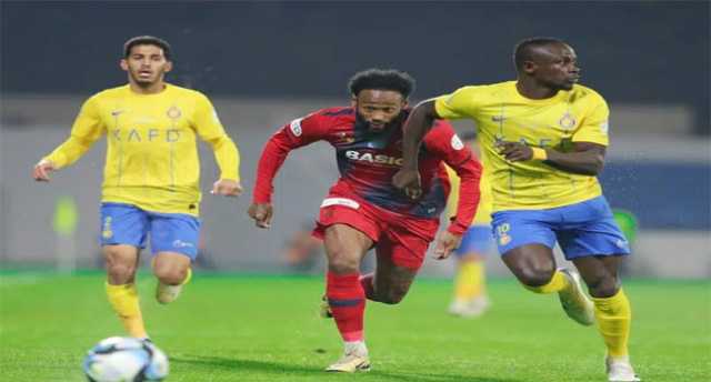 النصر والأهلي ضيفان على ضمك والوحدة