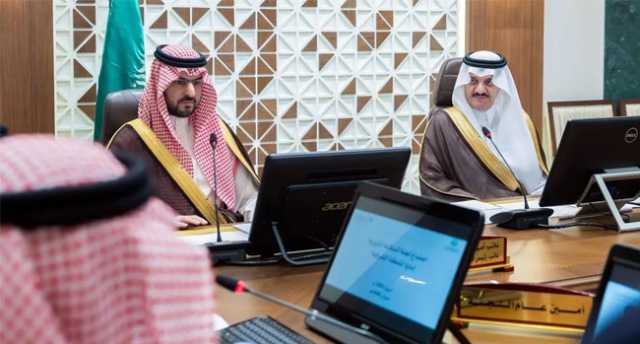 رأس الاجتماع الدوري للجنة السلامة المرورية بالمنطقة.. أمير الشرقية: القيادة الرشيدة حريصة على رفع مستوى الأمان على الطرق