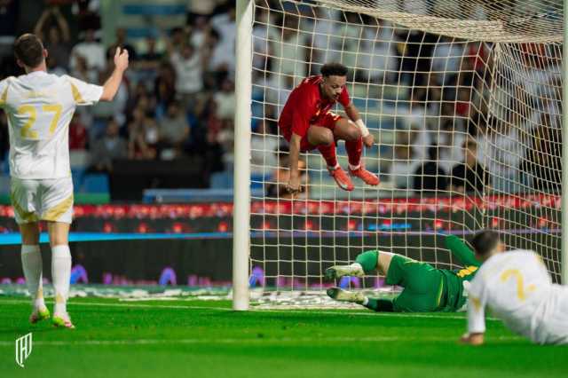 شاهد| القادسية يتقدم على النصر في الشوط الأول بهدف وحيد