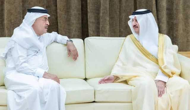 أمير الشرقية يعزي المهندس أمين الناصر في وفاة والدته