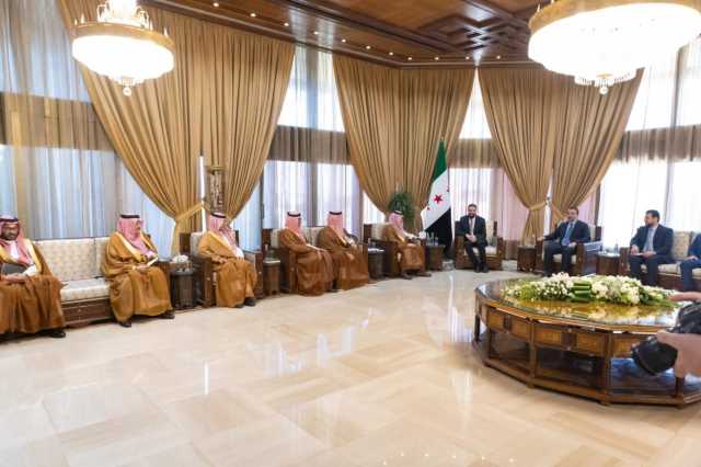 دعم مالي سعودي – قطري مشترك للعاملين بالقطاع العام في سوريا