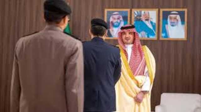 الأمير عبدالعزيز بن سعود يلتقي القيادات الأمنية في منطقة مكة المكرمة