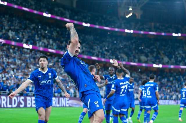 شاهد| الهلال يتغلب على القادسية ويحجز مقعدًا في النخبة