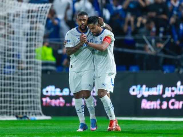 شاهد| الهلال
