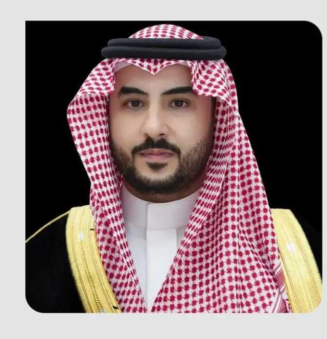 وزير الدفاع يصل العاصمة البريطانية لندن في زيارة رسمية