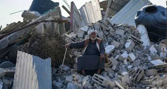 رئيس الوزراء الفلسطيني يصف الأوضاع بـ”الجريمة الإنسانية”.. إسرائيل تلوح بضم مستوطنات جديدة