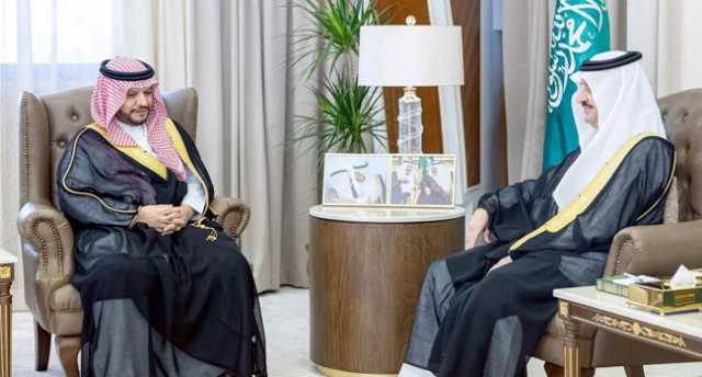 أمير الشرقية يطلع على إنجازات وزارة الموارد في المنطقة