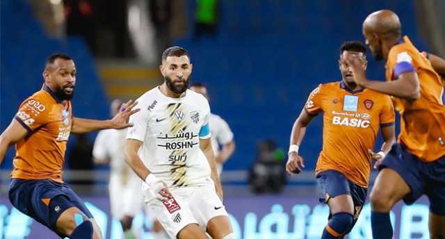 في الجولة الـ 32 من دوري روشن للمحترفين.. الاتحاد لحسم اللقب أمام الرائد.. والهلال في ضيافة الفتح
