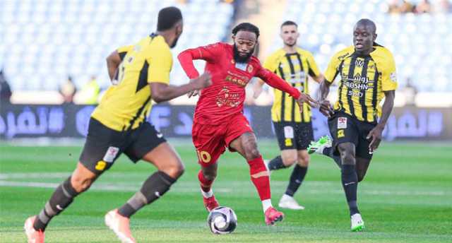 في الجولة الختامية من دوري روشن.. الاتحاد يستعد للتتويج أمام ضمك.. والهلال يلاقي القادسية