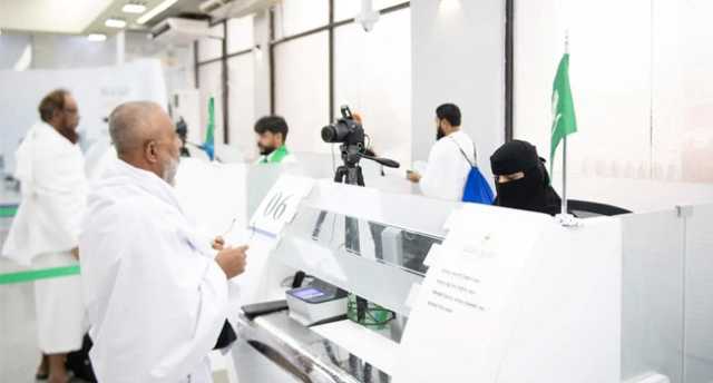 المرأة السعودية تشارك في خدمة المستفيدين من مبادرة طريق مكة