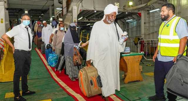 ميناء جدة الإسلامي يستقبل أُولَى طلائع حجاج 1446هـ