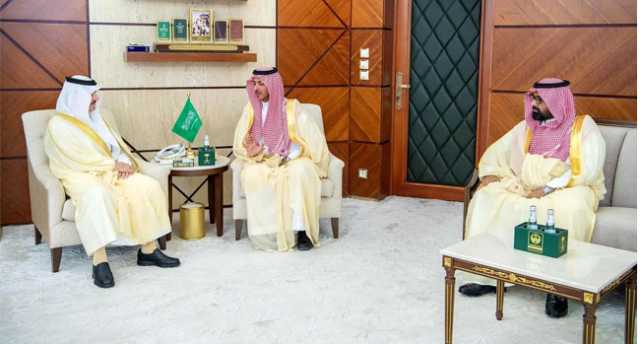 أمير الشرقية يطلع على إنجازات الشركة الوطنية لإمدادات الحبوب